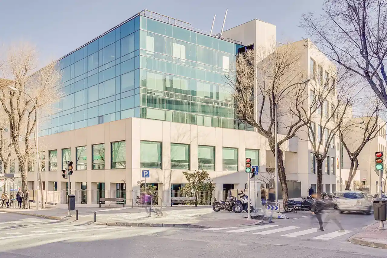 Mudanzas de empresas en Julián Camarillo, Madrid.