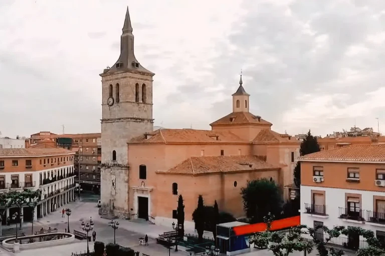Servicio profesional de mudanzas de empresas en Torrejón de Ardoz